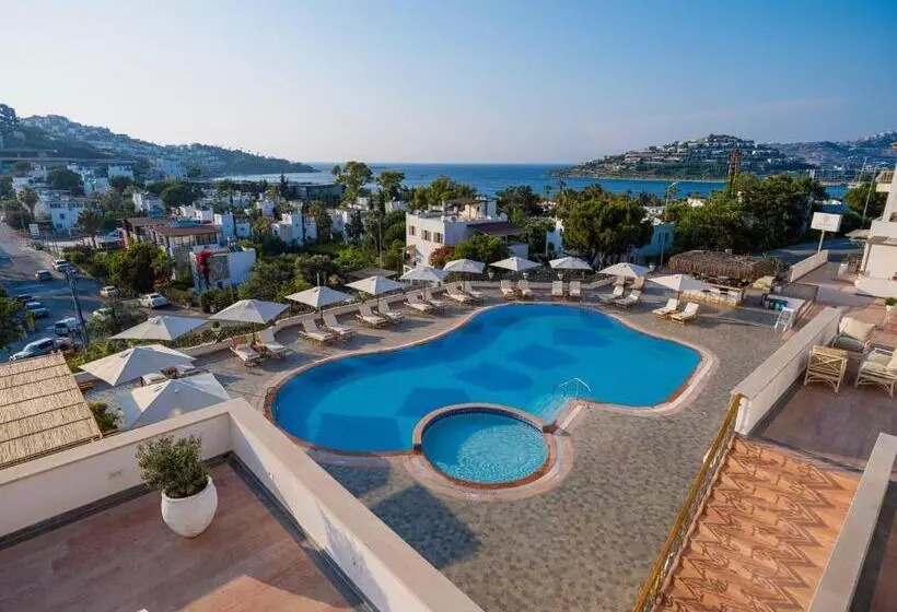 Elementa Boutique Hotel Adults Only