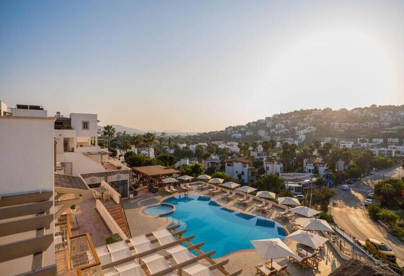 Elementa Boutique Hotel Adults Only