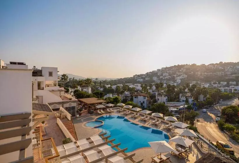 Elementa Boutique Hotel Adults Only