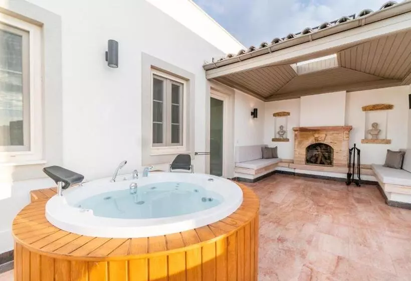 Elementa Boutique Hotel Adults Only