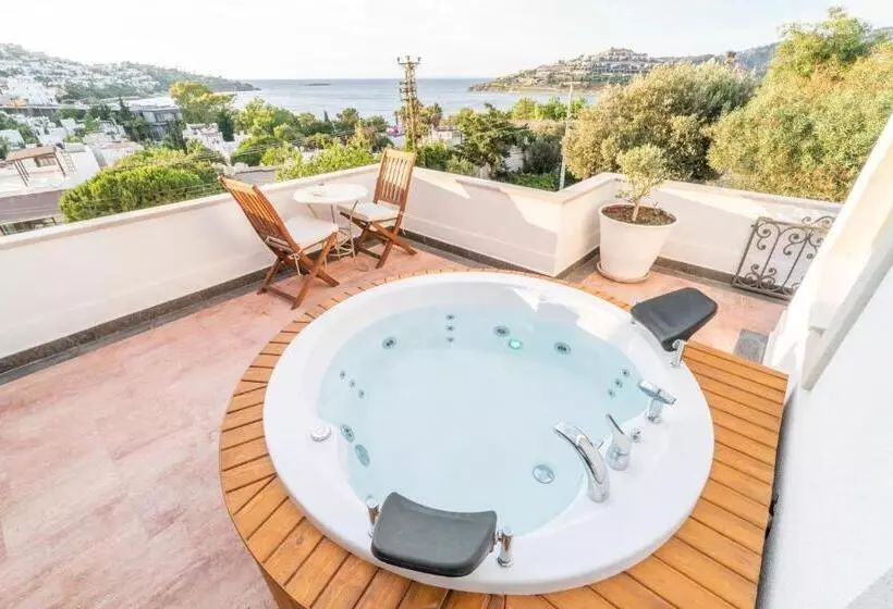 Elementa Boutique Hotel Adults Only