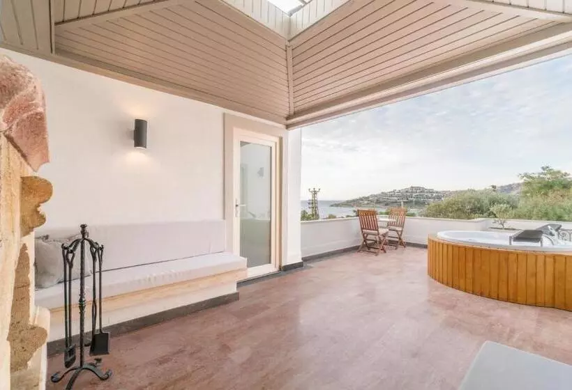 Elementa Boutique Hotel Adults Only