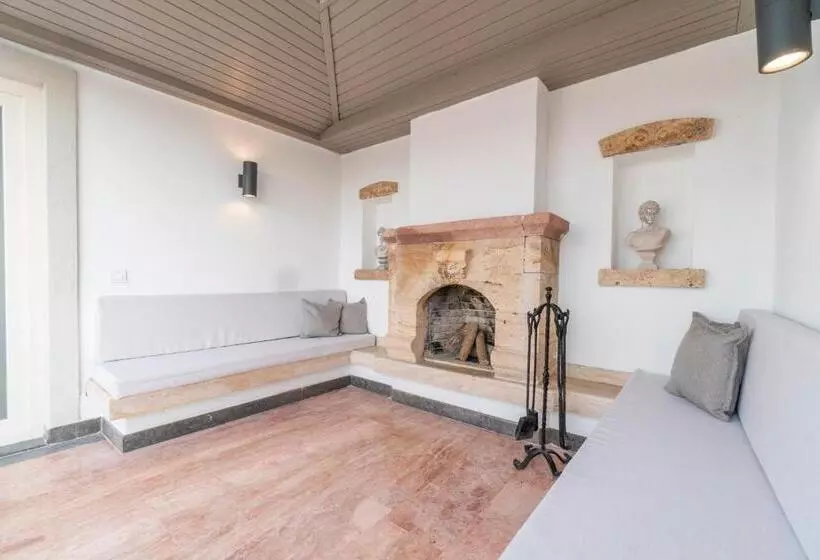 Elementa Boutique Hotel Adults Only