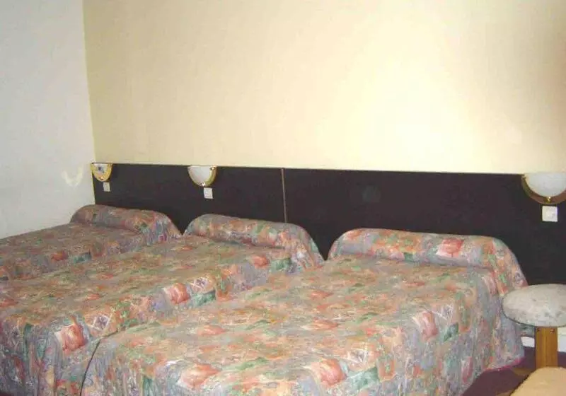 Hotel Ferney République