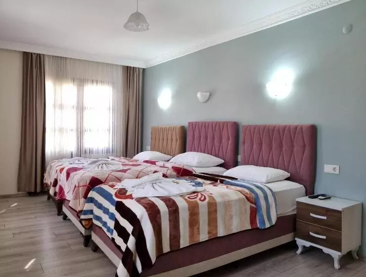 בית מלון כפרי Sezgin Boutique