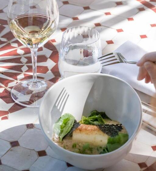 Le Belvédère Hotel Et Bien être