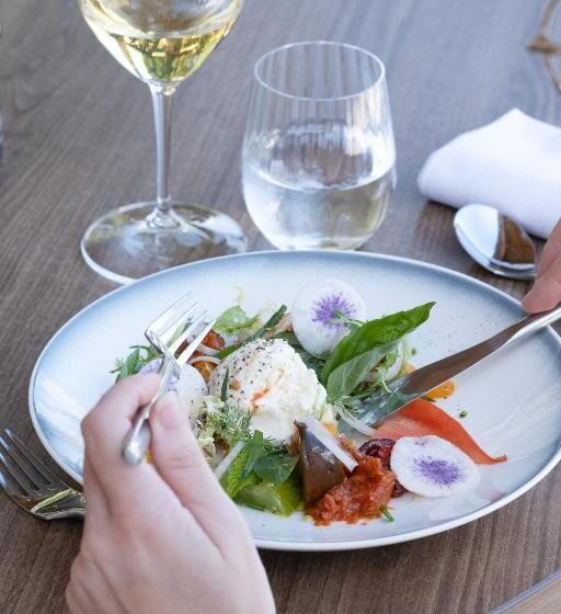 Le Belvédère Hotel Et Bien être