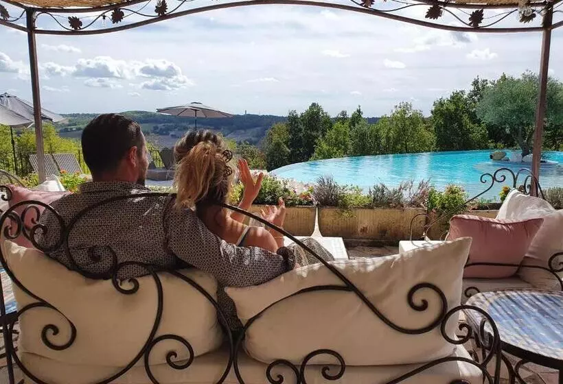 Le Belvédère Hotel Et Bien être