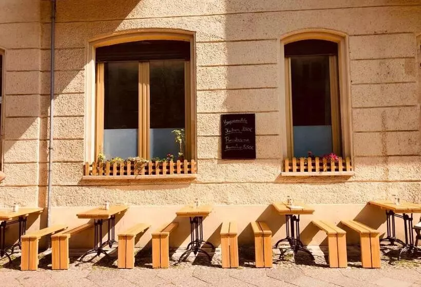 هتل Pension Kaffeefreunde