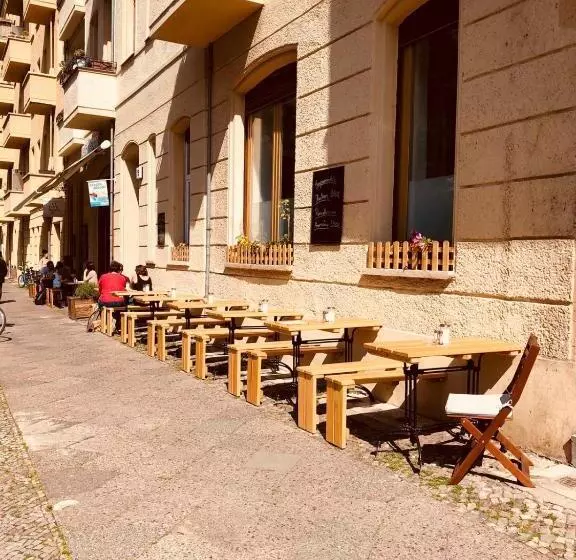 هتل Pension Kaffeefreunde