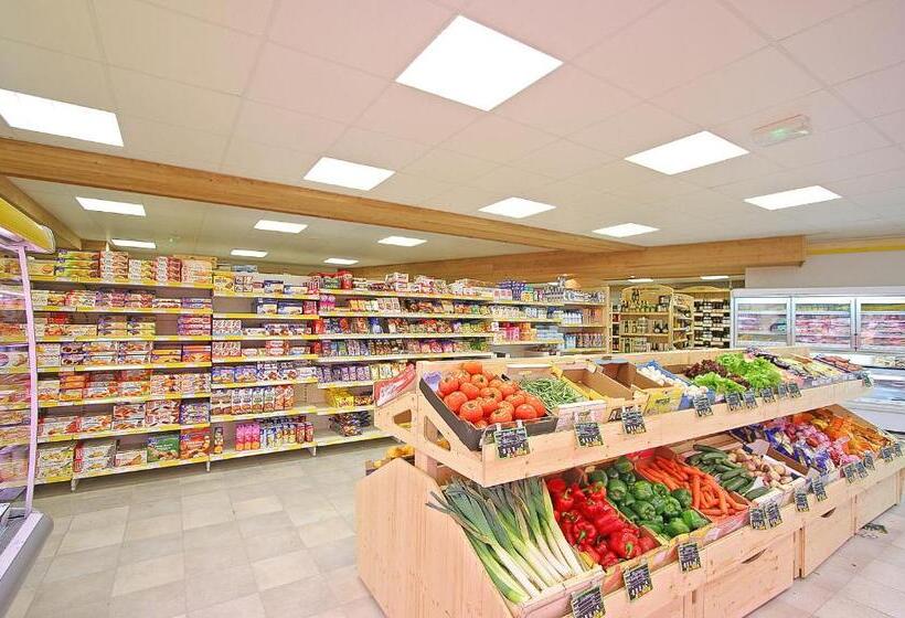 Отель Résidence Les Balcons De La Rosière