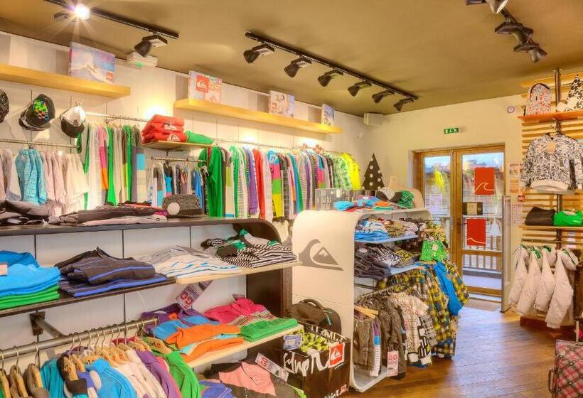 Отель Résidence Les Balcons De La Rosière