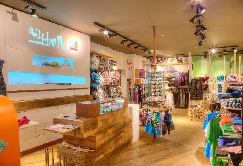 Отель Résidence Les Balcons De La Rosière