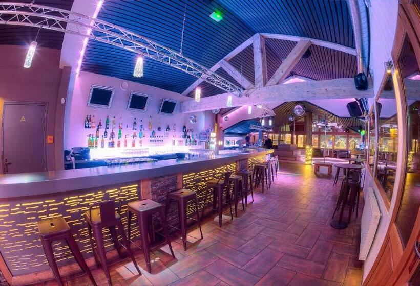 Отель Résidence Les Balcons De La Rosière