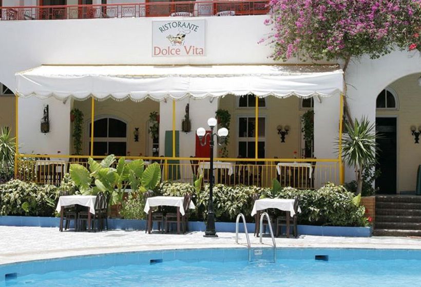 בית מלון כפרי Empire  Aqua Park