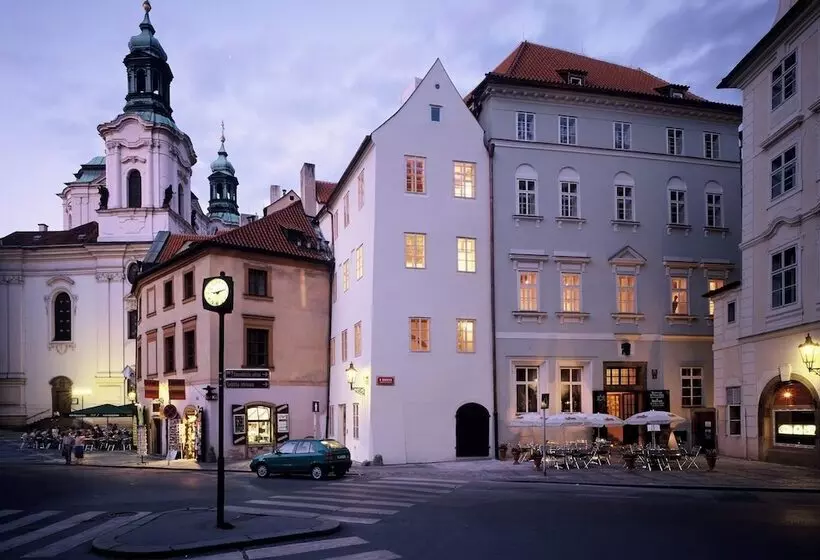 هتل U Tří Bubnů