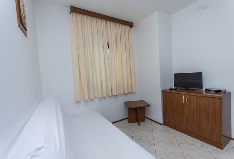 ホテル Villa Katarina