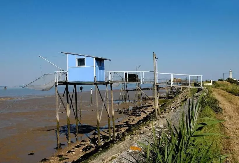 Отель Vvf Soulac Sur Mer Bordeaux Médoc