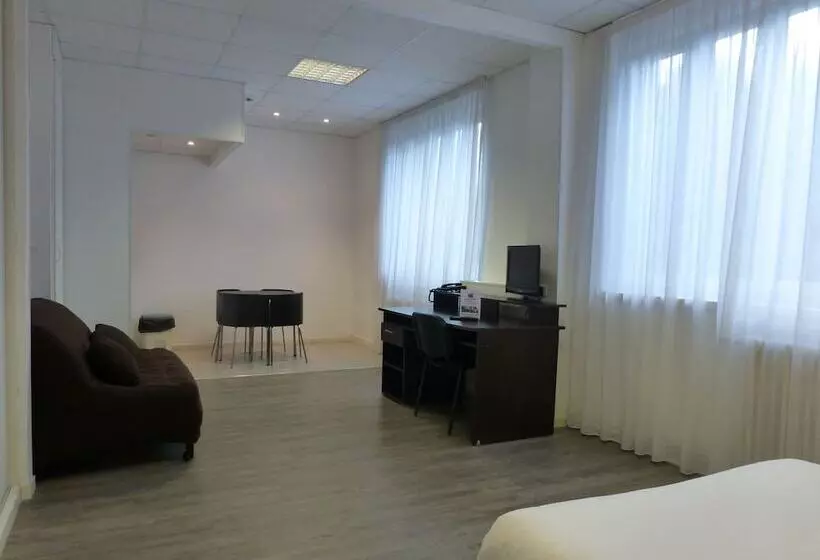 Kosy Appart Hôtels Le Cours Moreau