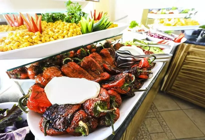 Akay Garden Family Club