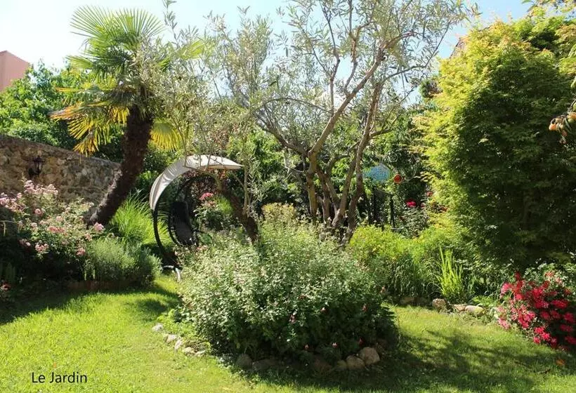 Bed and Breakfast Maison Prades Chambre D Hotes