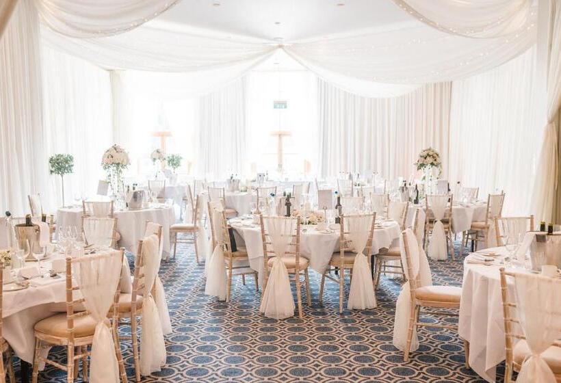 Bowood Hotel, Spa, And Golf Resort