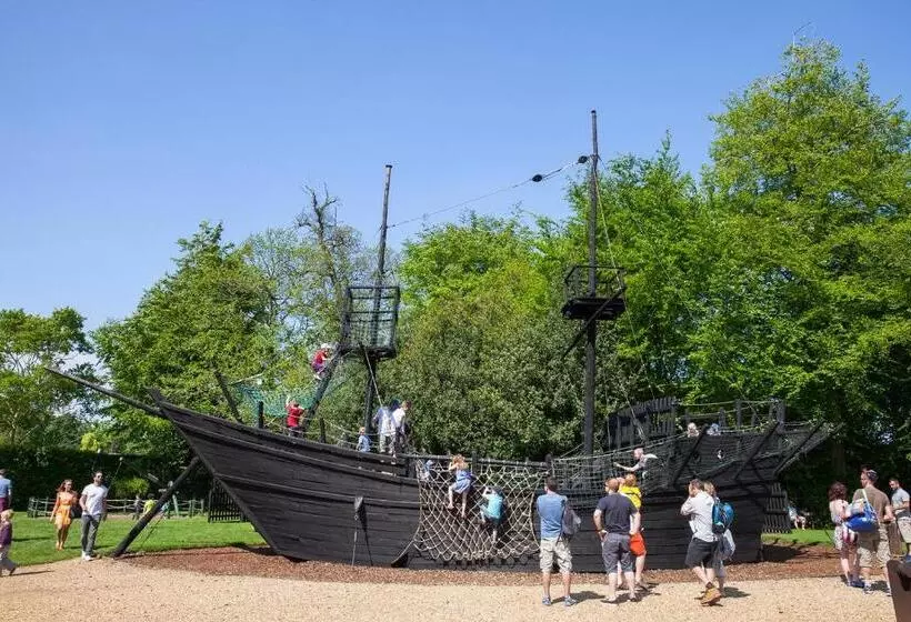 Bowood Hotel, Spa, And Golf Resort