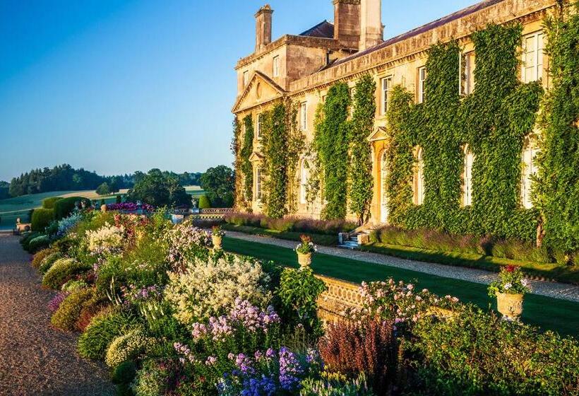 Bowood Hotel, Spa, And Golf Resort