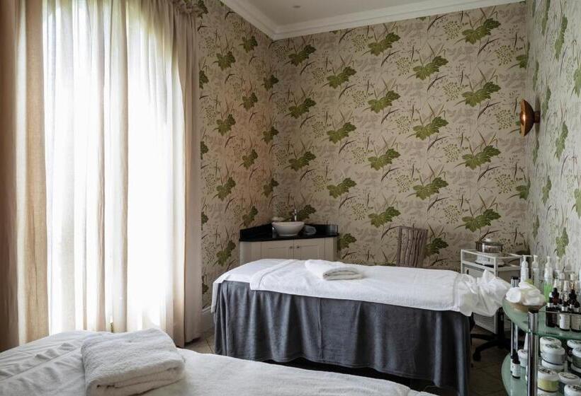 Bowood Hotel, Spa, And Golf Resort