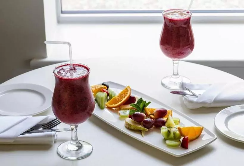 Bowood Hotel, Spa, And Golf Resort