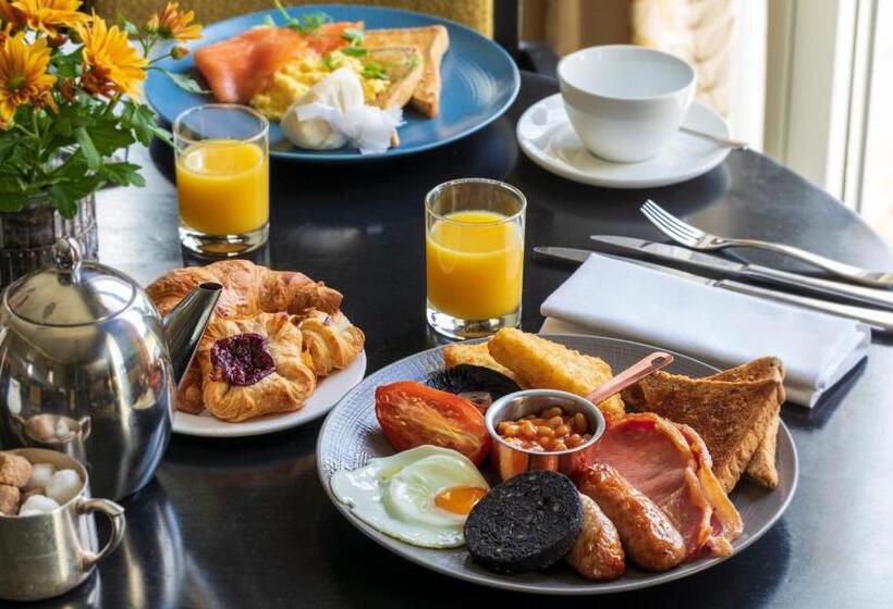 Bowood Hotel, Spa, And Golf Resort