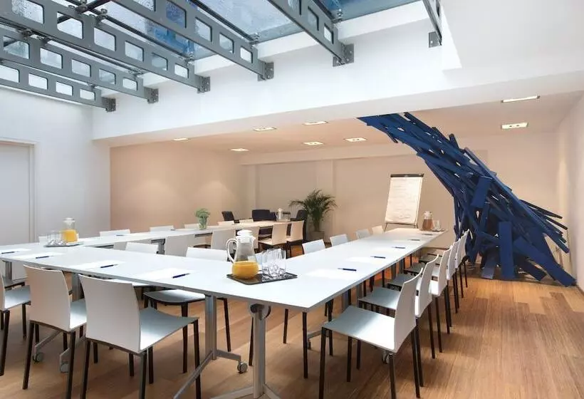 هتل Hôtel Aqua By Happyculture