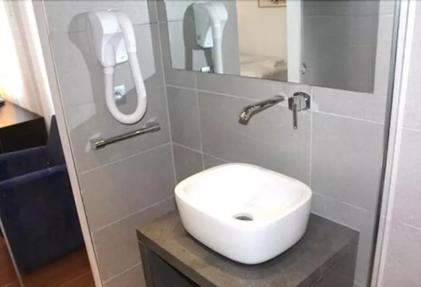 هتل Hôtel Aqua By Happyculture