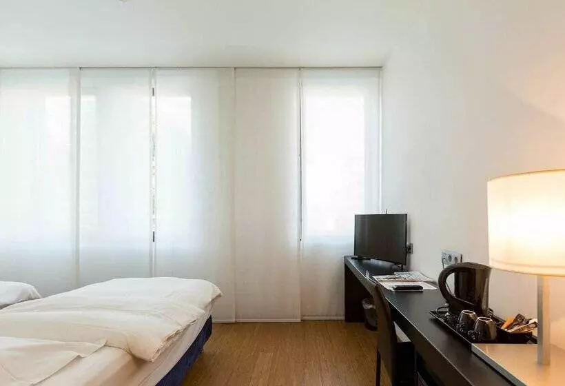 هتل Hôtel Aqua By Happyculture