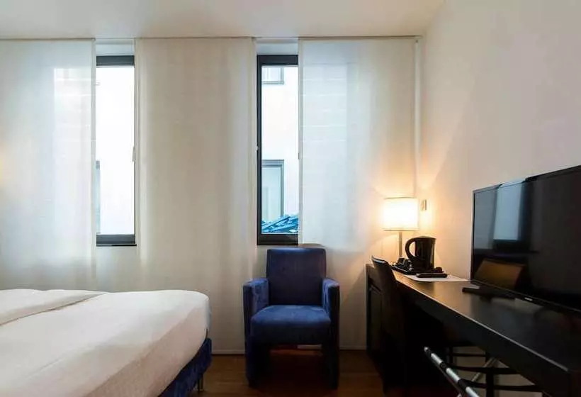 هتل Hôtel Aqua By Happyculture