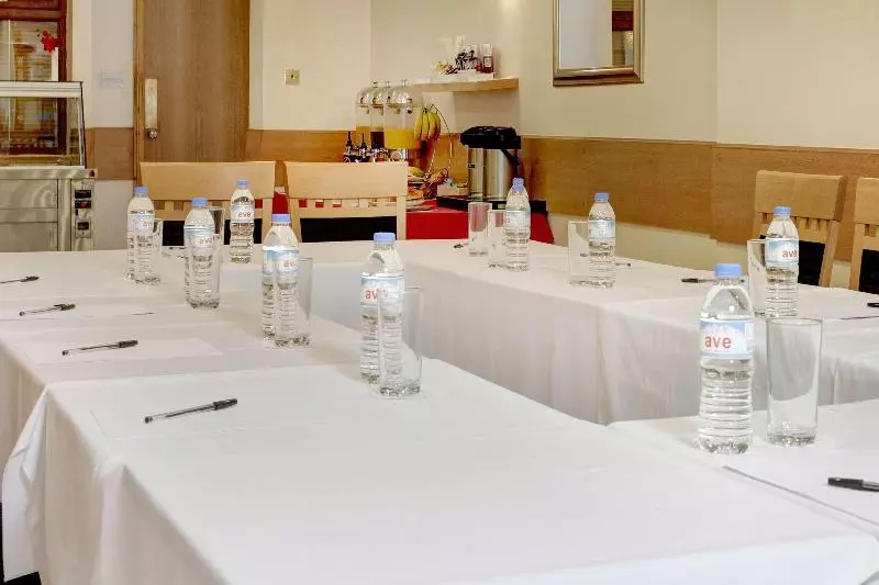 Отель Best Western London Ilford