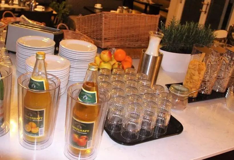 Check Inn Hotel Merseburg