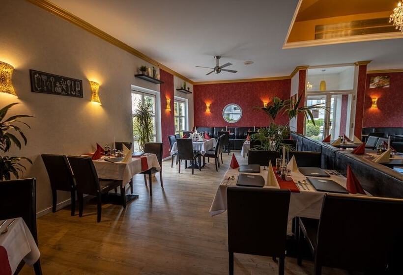 Check Inn Hotel Merseburg