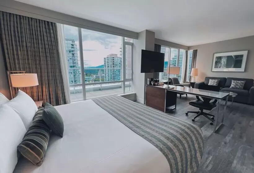 Coast Coal Harbour Vancouver Hotel By Apa