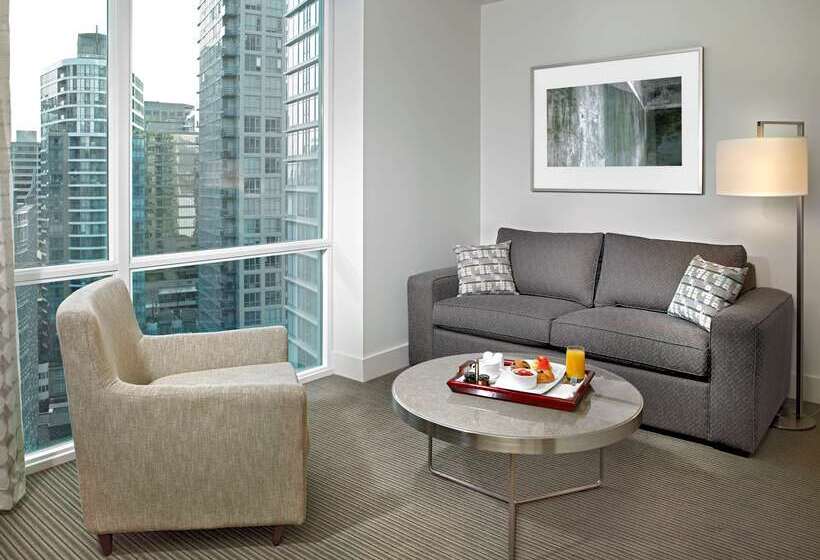 Coast Coal Harbour Vancouver Hotel By Apa