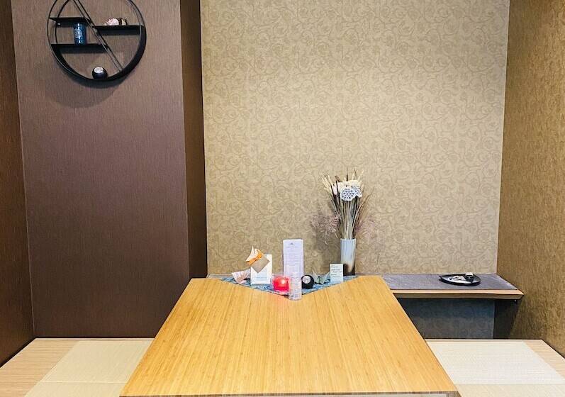 Coast Coal Harbour Vancouver Hotel By Apa