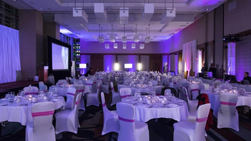 Coast Coal Harbour Vancouver Hotel By Apa