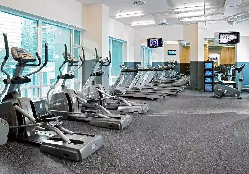 Coast Coal Harbour Vancouver Hotel By Apa