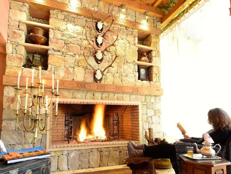 Hotel Domaine De La Roseraie Resort