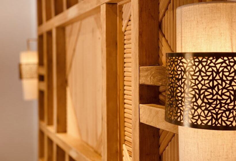 Hotel Domaine De La Roseraie Resort