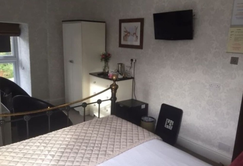 בית מלון כפרי Glenville House   Adults Only   Incl Free Off Site Health Club With Swimming Pool, Hot Tub, Sauna &