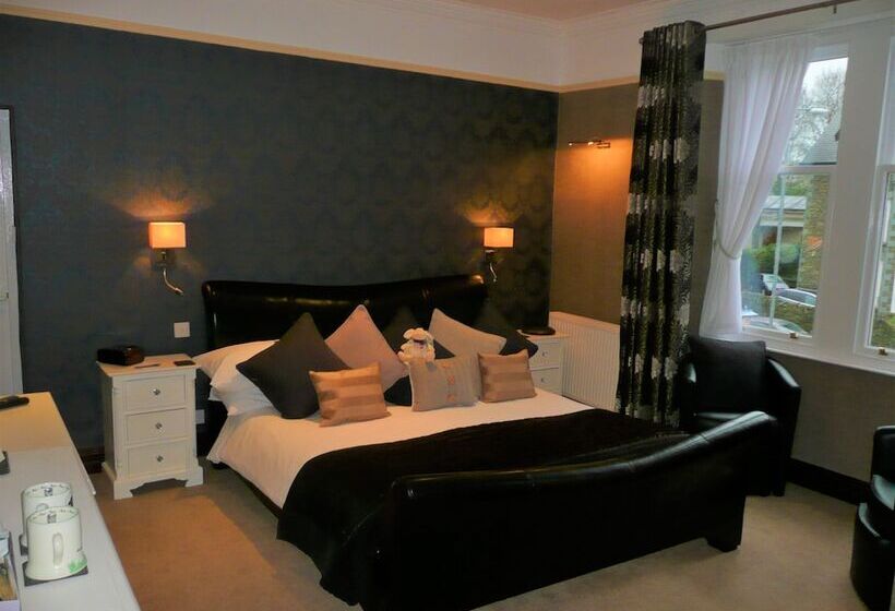 בית מלון כפרי Glenville House   Adults Only   Incl Free Off Site Health Club With Swimming Pool, Hot Tub, Sauna &