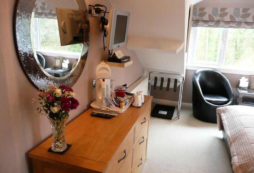 בית מלון כפרי Glenville House   Adults Only   Incl Free Off Site Health Club With Swimming Pool, Hot Tub, Sauna &