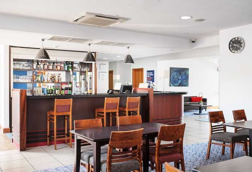 酒店 Holiday Inn Express Braintree, An Ihg