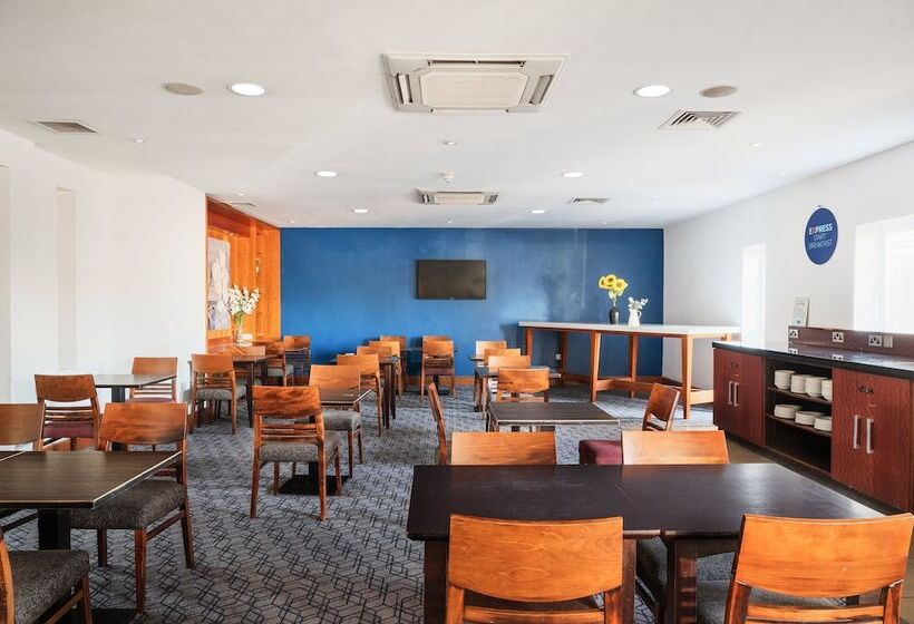 酒店 Holiday Inn Express Braintree, An Ihg
